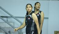 Khanza Putri Yansi Ganshtri (kanan) dan Tina Syifa Sabila Salim. (PBVSI)