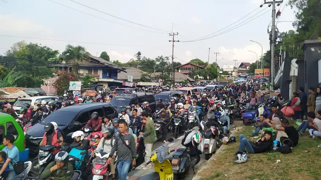 Puncak Bogor Macet Parah