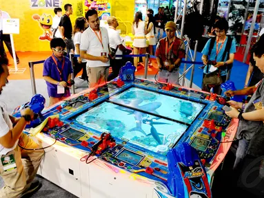 Pameran Fun Asia Theme Park and Attraction Expo 2014 digelar di Hall B, JCC Senayan, Jakarta, (11/10/14). (Liputan6.com/Andrian M Tunay)