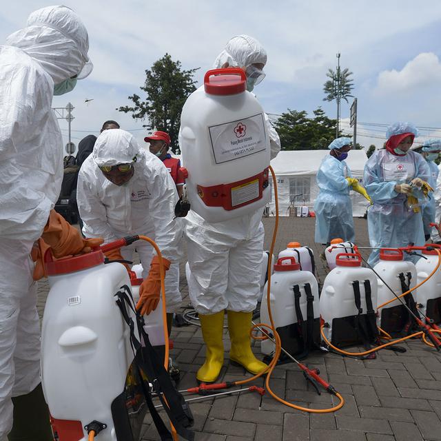 Covid 19 Menyebar Ahli Kesehatan Sebut Bahan Disinfektan Tak Ada Di Pasar News Liputan6 Com