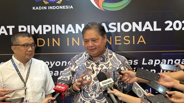 Menteri Koordinator Bidang Perekonomian Airlangga Hartarto di Rapimnas Kadin