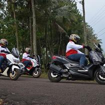 Journalist Max Community merayakan HUT Kemerdekaan ke-74 Republik Indonesia dengan menggelar Touring Kemerdekaan. (ist)