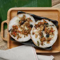 Resep surabi oncom,.Copyright&nbsp;shutterstock.com/g/MARLA+SELA