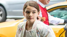 Suri Cruise lahir di Santa Monica, California pada 18 April 2006. Anak semata wayang dari Tom Cruise dan Katie Holmes kini sedang menjadi sorotan, lantaran pesona kecantikannya saat beranjak dewasa.(Liputan6.com/IG/suricruise.official)