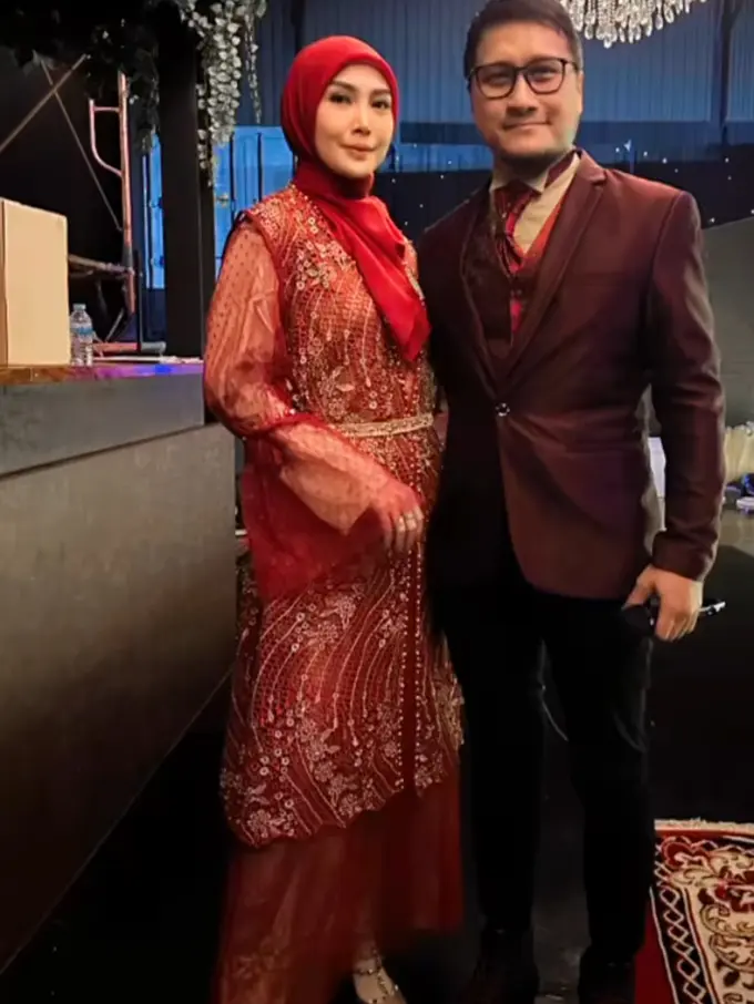 Gaya Couple Pasangan Artis dan Pemain Bola Timnas hadir di Pernikahan Adiba Khanza dan Egy Maulana