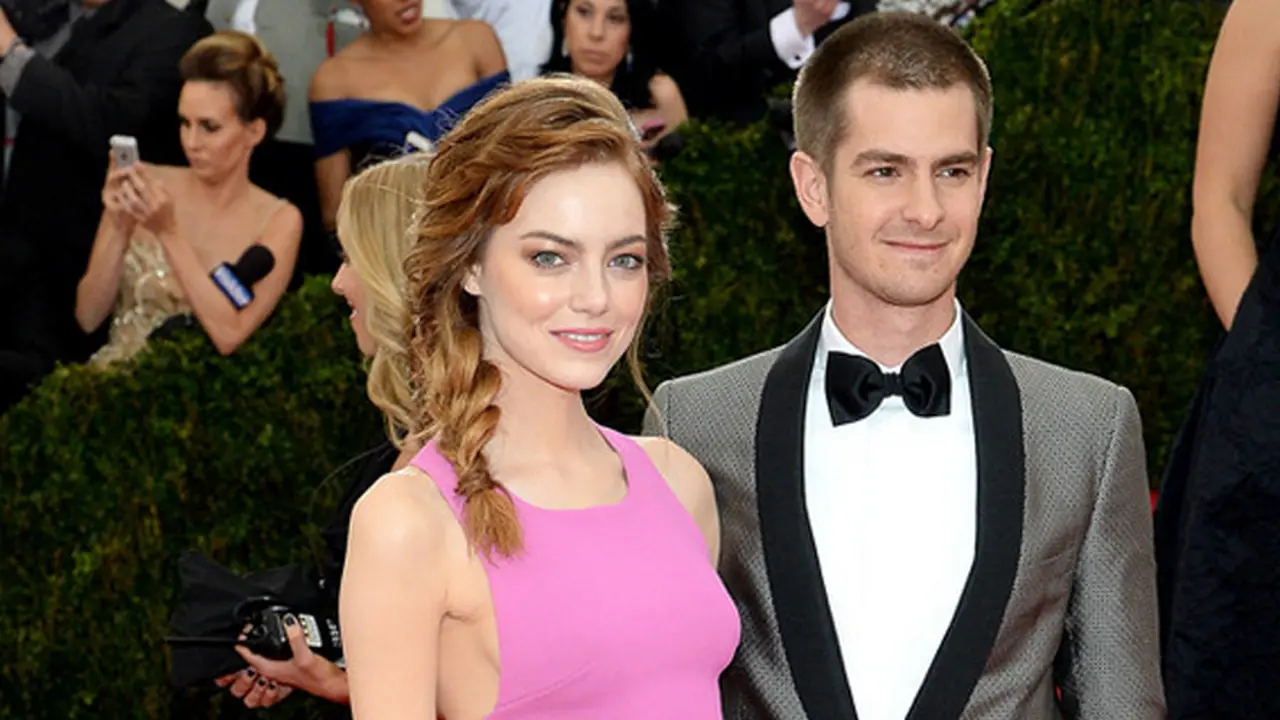 Andrew Garfield dan Emma Stone 