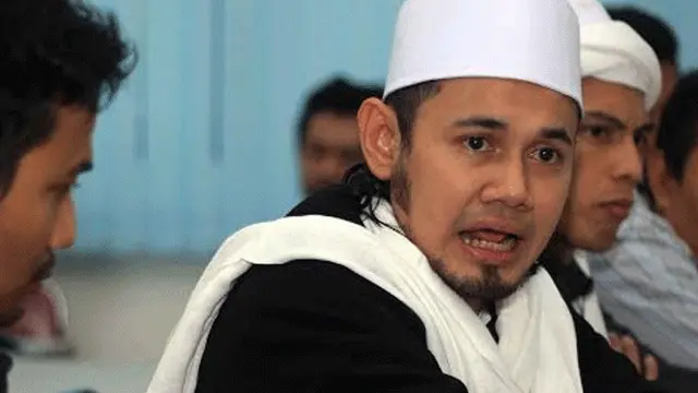 Ustaz Guntur Bumi alias UGB