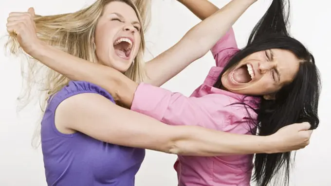 [Bintang] Editor Says: Sederet Makanan Ini Berpotensi Bikin Rusak Hubungan