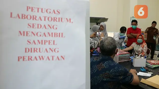 suasana di ruang lab RSUD Anutapura Palu