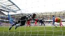 Pemain Chelsea, Ramires, mencetak gol ke gawang Liverpool di menit ke-4 dalam laga Liga Premier Inggris di Stadion Stamford Bridge, London, Sabtu (31/10/2015). (Action Images via Reuters/John Sibley)