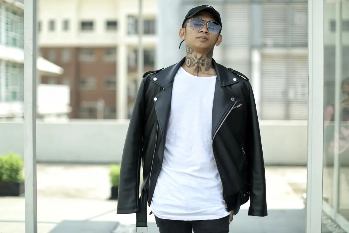 [Bintang] Young Lex
