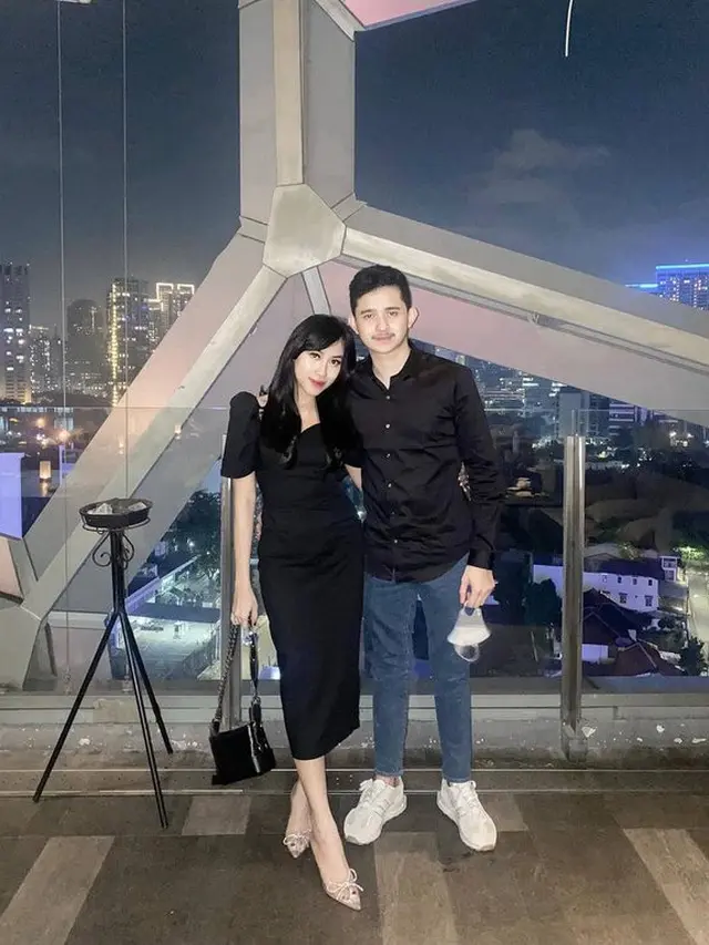 Jarang Tersorot, Ini 6 Potret Terbaru Nakula Kembaran Sadewa yang Sudah Punya Pacar