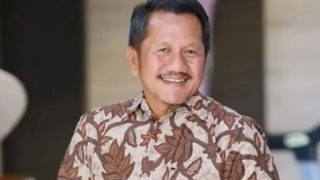 Crazy Rich Grobogan Joko Suranto yang perbaiki jalan rogoh dana pribadi Rp 2,8 Miliar.