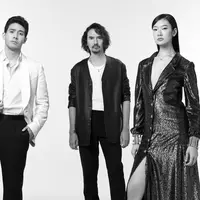 Tiga bintang utama film "Hunger" Gunn Svasti, Peter, dan Aokbab. (Foto: Netflix)