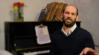 Penyanyi Israel Yonatan Razel. (shiezoli/Youtube)