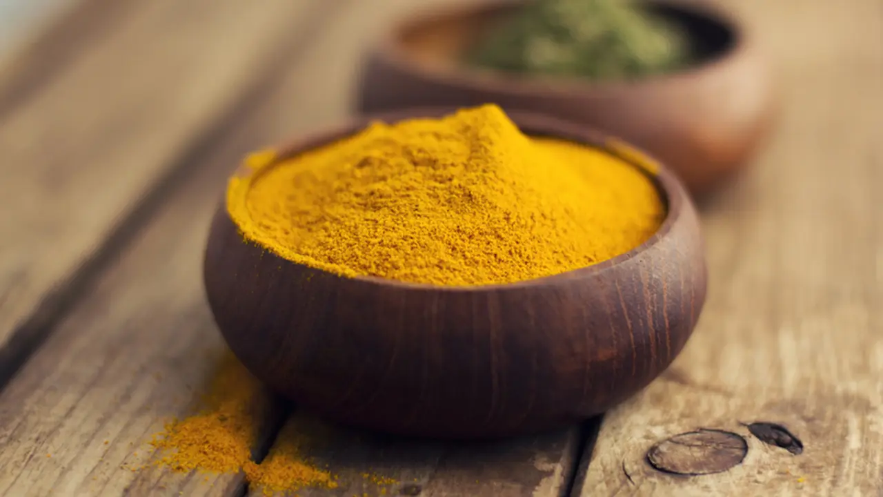 5 Bahan Alami yang Bantu Obati Tangan Teriris Pisau