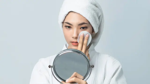 Beauty Focus: Mengintip Micellar Water dengan Formula 3x Lebih Bersih Cerah Seketika