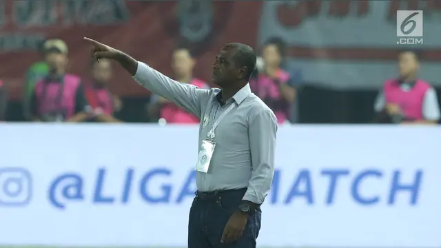Pelatih Persipura Jayapura Wanderley Machado Da Silva Junior