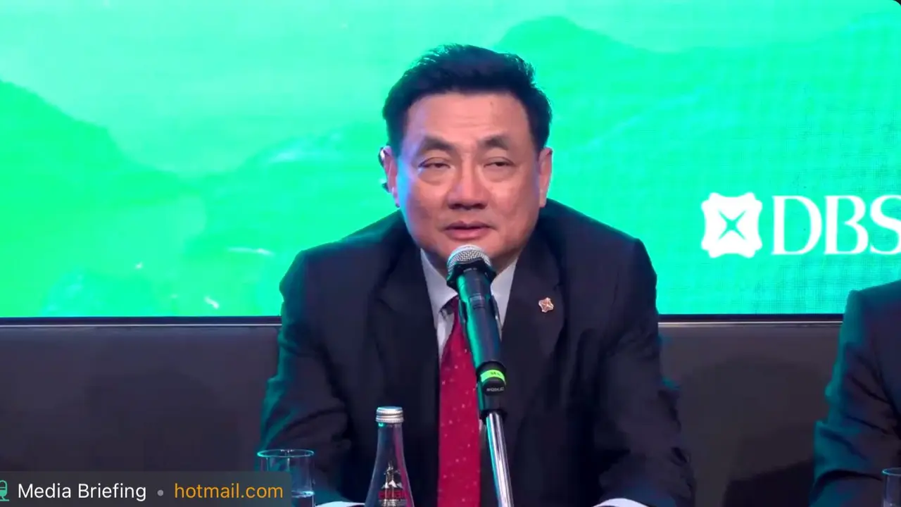 Chief Investment Officer Bank DBS, Hou Wey Fook