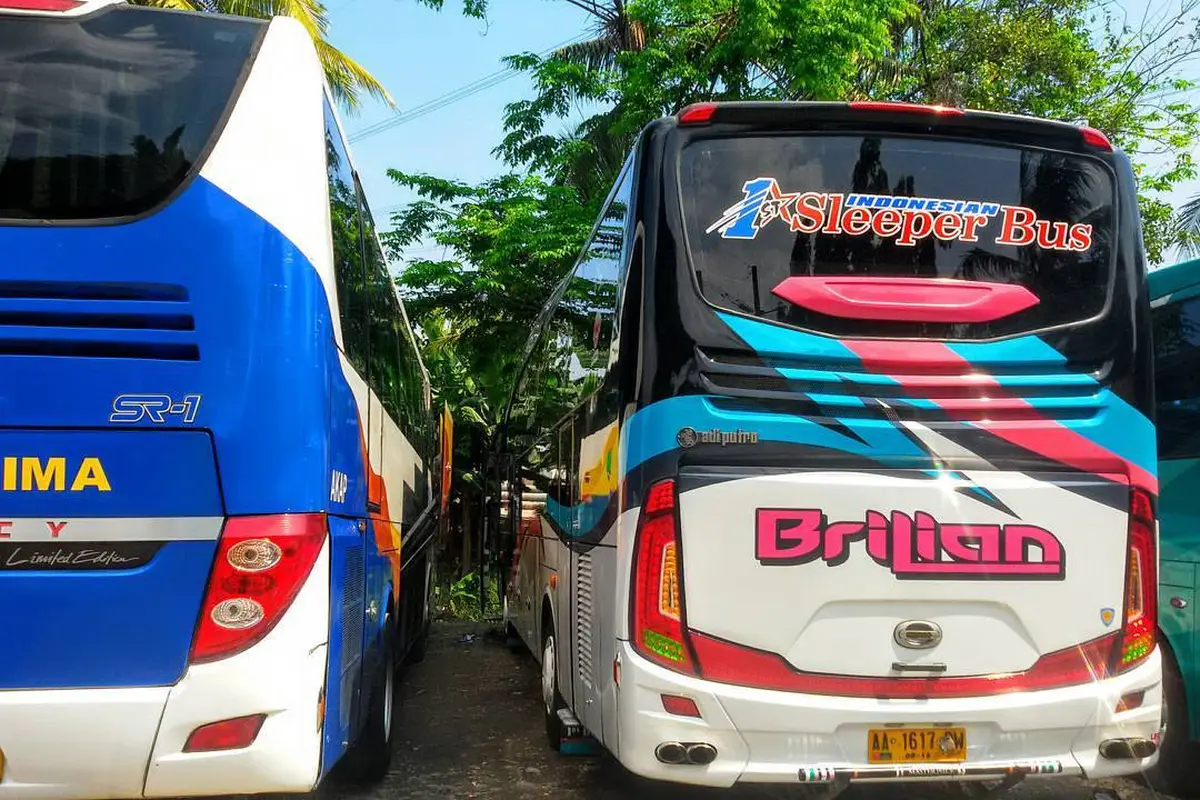Intip Kenyamanan yang Ditawarkan Sleeper Bus di Indonesia