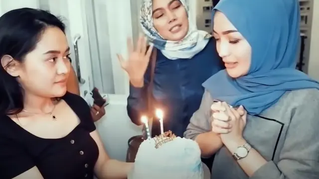 6 Momen Ulang Tahun Imel PC ke-32, Dirayakan Sederhana Bersama Sahabat