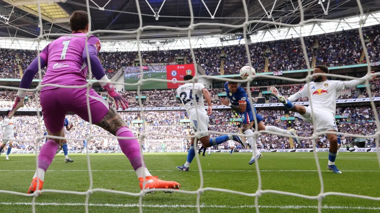 Chelsea vs Leeds United, Piala FA