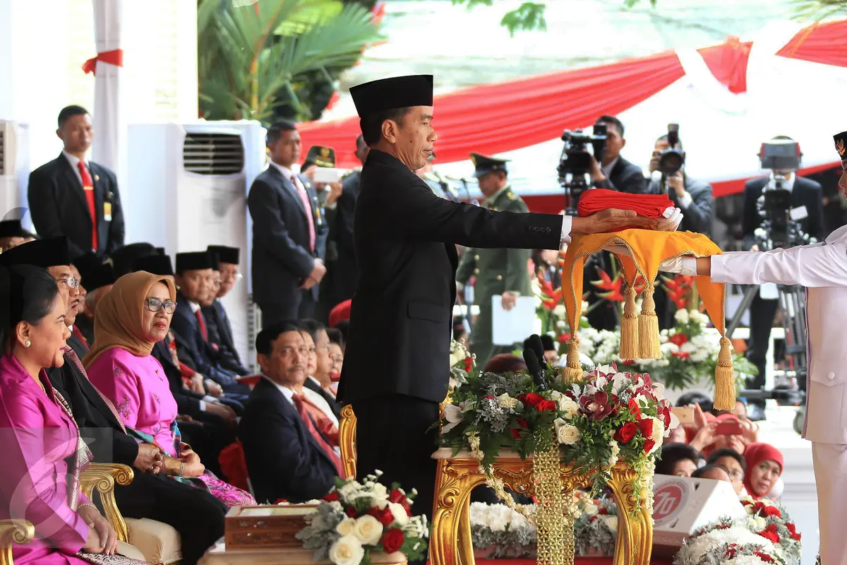 20150817-Presiden Jokowi Pimpin Upacara HUT RI ke-70 di Istana -Jakarta