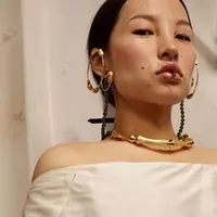 Inilah yang namanya “unconventional beauty”. (Instagram @tsunania)