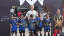 Keisuke Honda saat hadir di acara&nbsp;4v4 Indonesia Cup yang dilaksanakan di Asiop Stadium, Jakarta pada Minggu (06/08/2025).