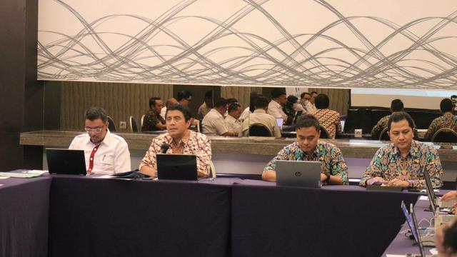 Asisten Deputi Infrastruktur Pengembangan Wilayah, Kementerian Koordinator Bidang Kemaritiman dan Investasi (Asdep IPW Kemenko Marves) Djoko Hartoyo dalam rapat koordinasi yang membahas penganggaran untuk pelaksanaan proyek atau program P1.