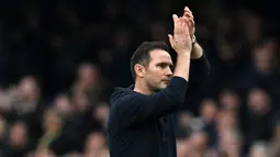 Pelatih Everton ini merupakan sosok gelandang jenius di masanya. Semasa membela Chelsea sebagai pemain, Lampard telah mempersembahkan 13 trofi termasuk tiga gelar Premier League dan satu trofi Liga Champions. (AFP/Paul Ellis)
