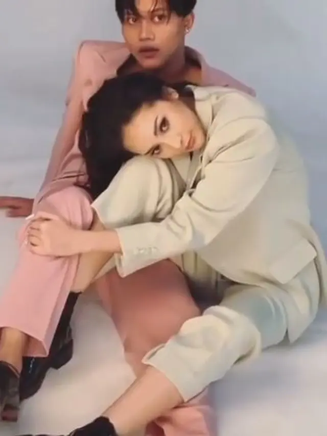 6 Momen Pemotretan Anya Geraldine dan Rizky Febian, Gayanya Curi Perhatian