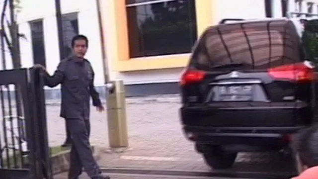 Penjagaan Markas PKS Longgar, KPK Belum Muncul