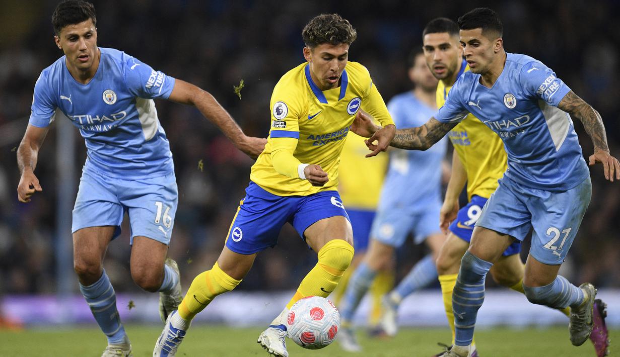 Jeremy Sarmiento. Gelandang serang asal Ekuador berusia 20 tahun ini didatangkan Graham Potter pada awal musim 2021/2022 dari Benfica U-19. Musim ini ia baru dimainkan 1 kali di Liga Inggris 2022/2023. Bersama Timnas Ekuador ia telah mengoleksi 9 caps sejak melakukan debut pada 8 Oktober 2021. (AFP/Oli Scarff)