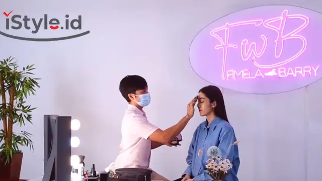 Fimela with Barry x iStyle.id Hadirkan Inspirasi Makeup Blushy dan Ombre Lips yang Cantik Banget (2)