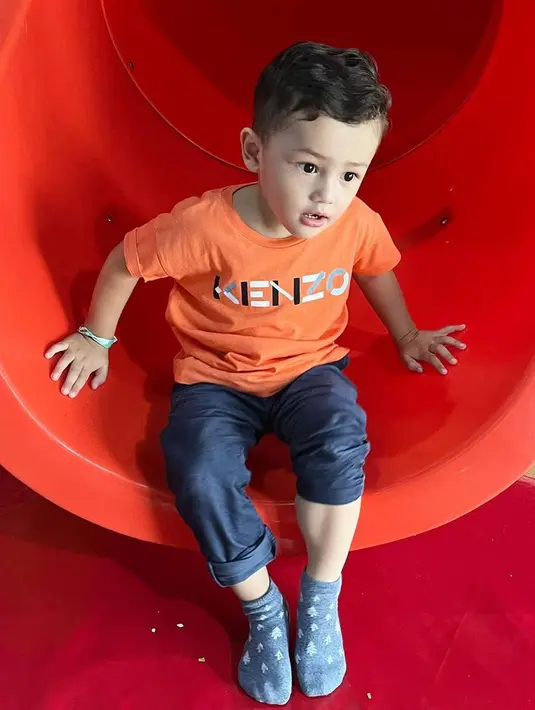 <p>Potret Sakalingga, anak Ussy - Andhika Pratama (foto: instagram ussypratama)</p>