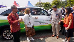 Toyota Indonesia dan Pertamina Uji Coba Bioethanol untuk Innova Zenix HEV-FFV di GIIAS 2024. (Dok. Pertamina)
