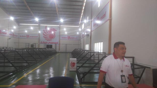 PT Lion Express atau lebih dikenal dengan nama Lion Parcel akan mengoperasikan tempat penimbunan sementara (TPS) di Kawasan industri unas satu blok 2Q dan R Batam Center, Batam.