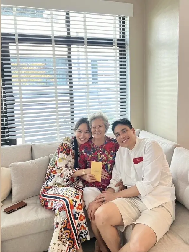 Tampilan Transgender Tercantik, Nong Poy Rayakan Imlek. dok. [@poydtreechada]