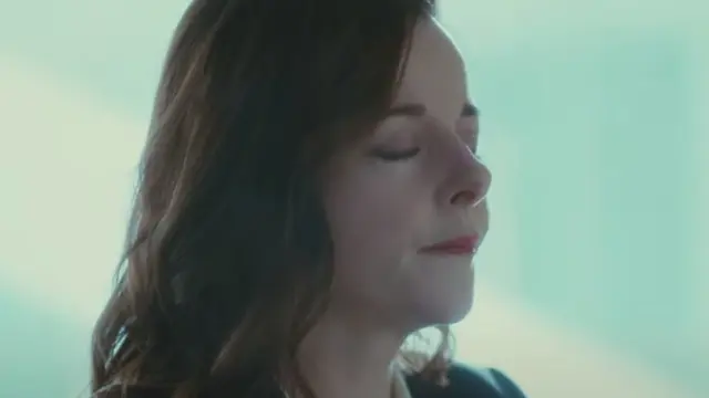 Tokoh Julie dalam film Full Time diperankan Laure Calamy. (Foto: Dok. Novoprod/ KlikFilm)