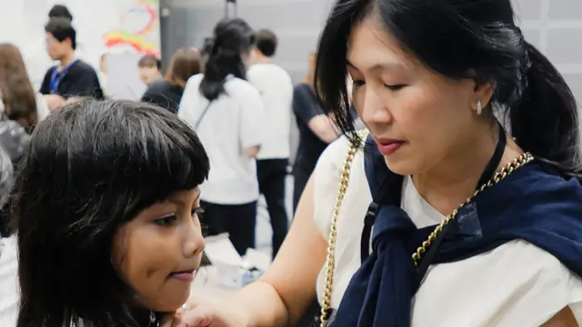 Lakon Indonesia Hadirkan Pesona Tenun NTB di Osaka Worldk Expo 2025