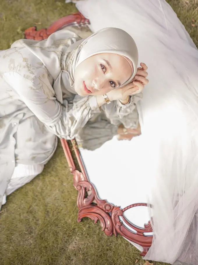 Gaya fashion Laudya Cynthia Bella