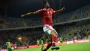 9. Goncalo Guedes (Benfica), dirinya merupakan pemain termuda Portugal yang mencetak gol di Liga Champions. Gelandang sayap yang sangat cepat dan piawai melakukan gocekan. (AFP/Francisco Leong)