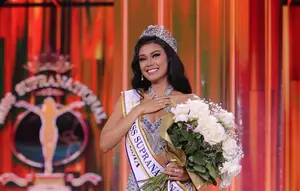 Harashta Haifa Zahra, Puteri Indonesia 2024 yang memenangkan ajang Miss Supranational 2024. (dok. Instagram @misssupranational/https://www.instagram.com/p/C9GSKhatBuD/?hl=en&img_index=1/Dinny Mutiah)