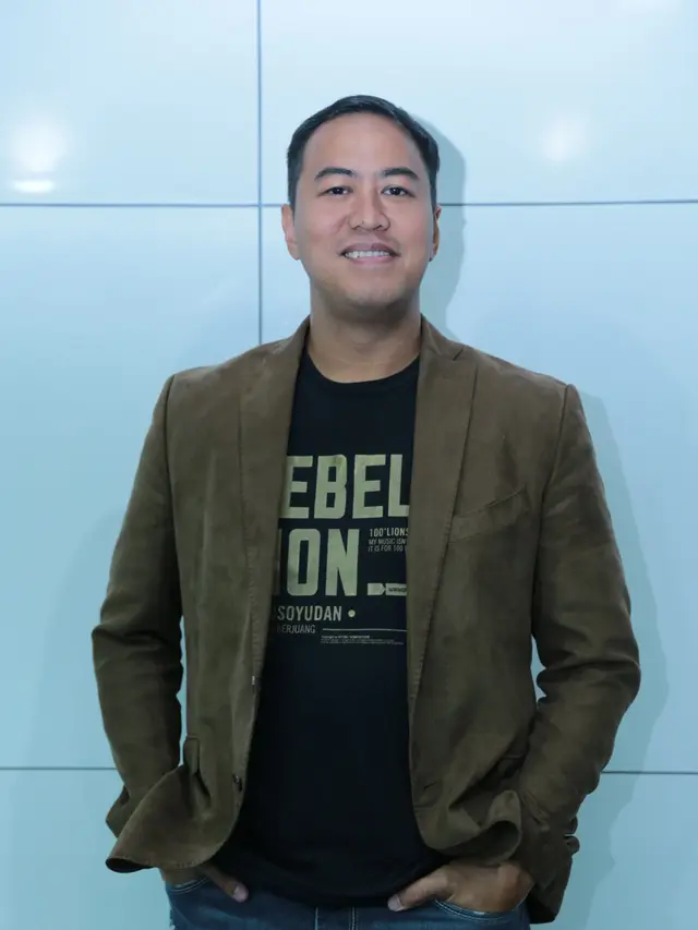 [Bintang] Pandji Pragiwaksono