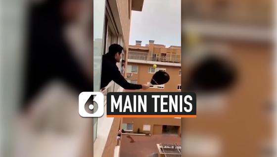 VIDEO: Aksi 2 Warga Italia Main Tenis di Masa Lockdown