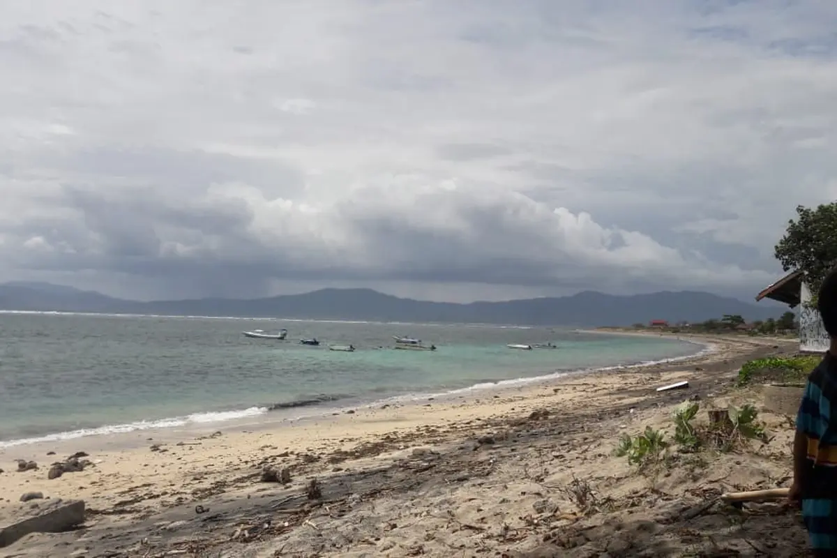 Salah satu pantai di kawasan wisata di Banten, pasca Tsunami menerjang pada Sabtu, 22 Desember 2018