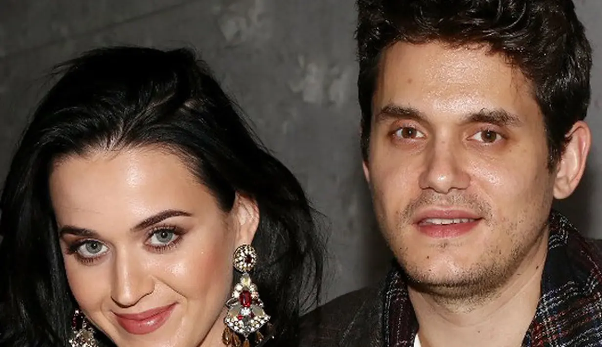 Namun belakangan muncul nama John Mayer yang dikaitkan dengan sosok Katy. Hal ini terjadi lantaran Katy menyebutnya ketika tampil dalam acara The Late Show yang dipandu oleh James Corden. (AFP/Bintang.com)