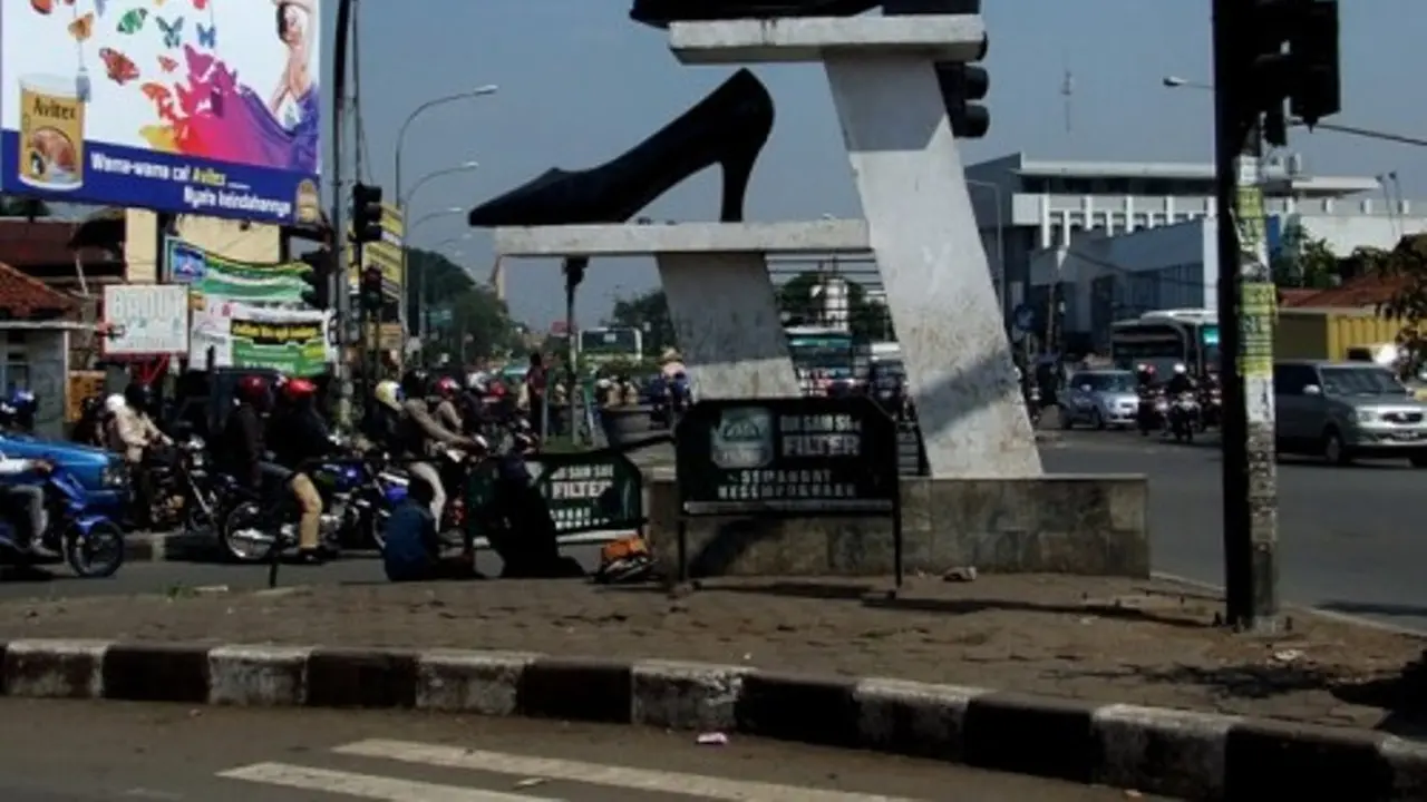 Wisata Belanja di Pusat Kerajinan Kulit CibaduyutWisata Belanja di Pusat Kerajinan Kulit Cibaduyut