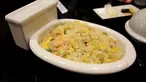 Menikmati sajian makanan di restoran mungkin sudah biasa namun sebuah sensasi tersendiri akan hadir jika menikmati masakan sambil merasakan hal lain yang tidak biasanya.